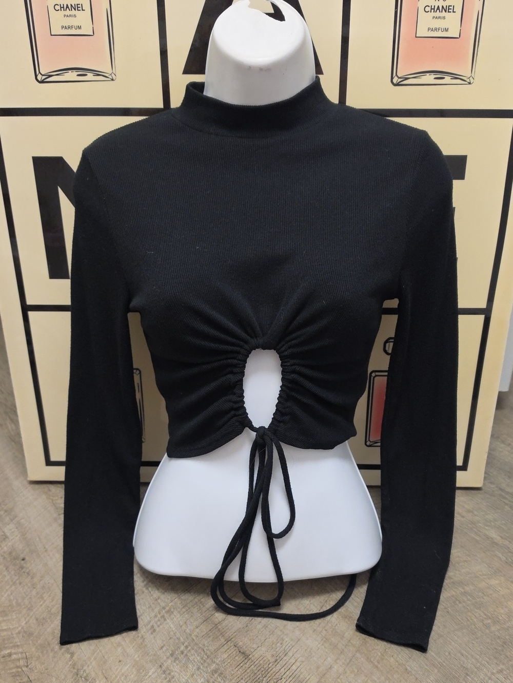 I JOAH Small Black Drawstring Front Cutout Long-Sleeve Ribbed Top